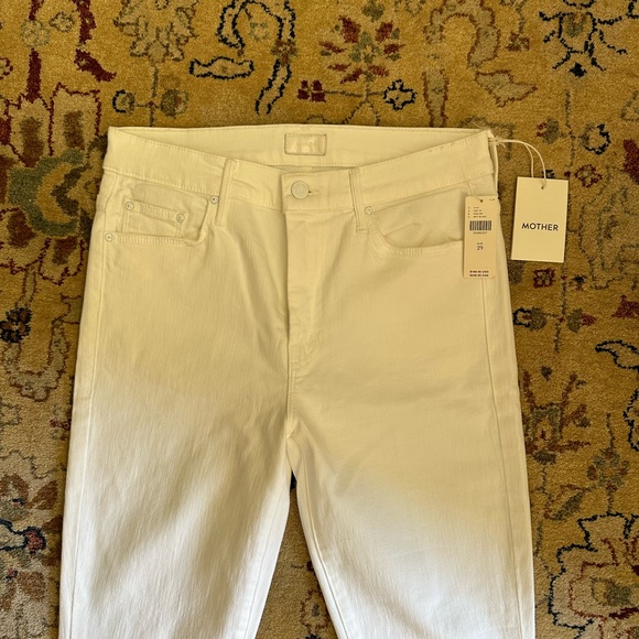 Mother Denim The Weekender Fray Jeans - Picture 7 of 13